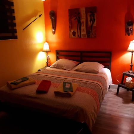 Chez Patricia & Denis Bed & Breakfast Flassans-sur-Issole Luaran gambar